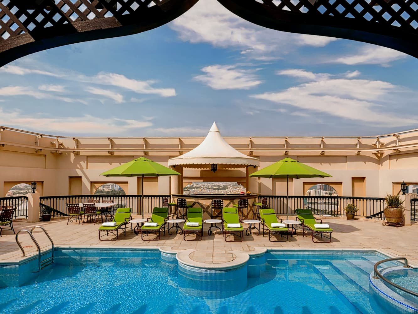 Mercure Grand Hotel Seef - All Suites