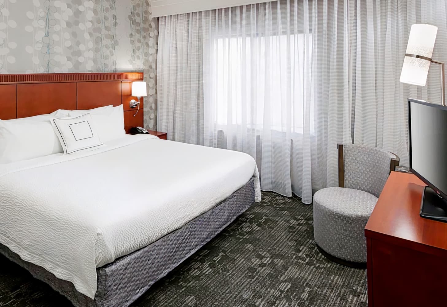 Courtyard by Marriott Miami at Dolphin Mall