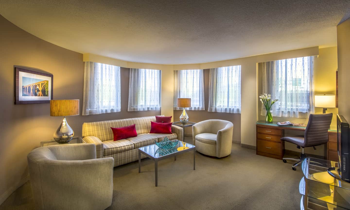 Georgetown Suites