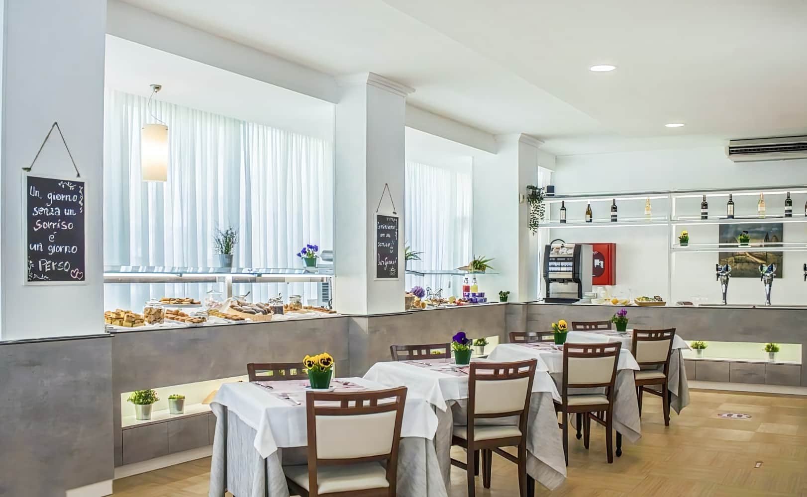 Hotel Sandra