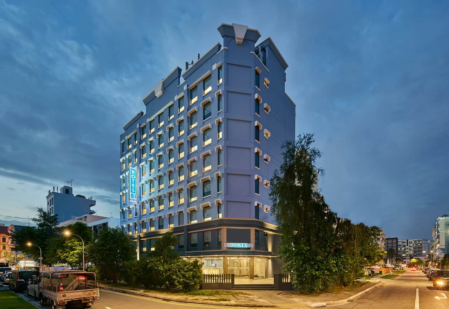Hotel 81 hourly rate